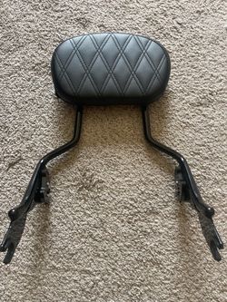 Harley-Davidson OEM Backrest with La Pera Pad