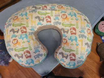 Nursing pillow