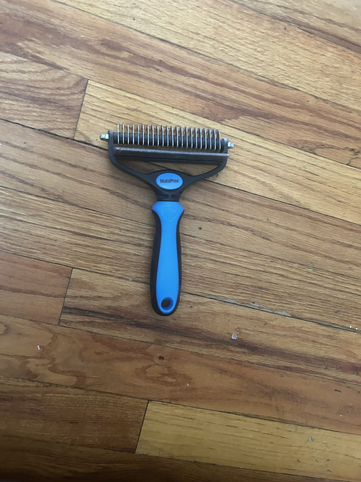 Large Dog  Hair Come 