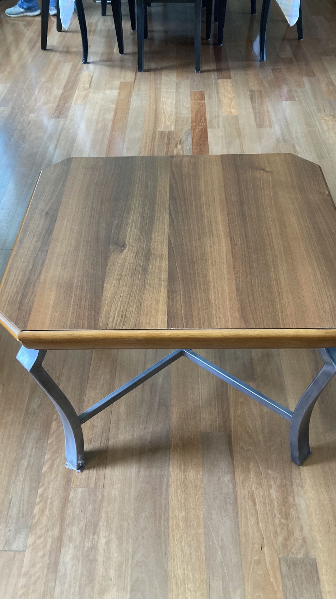 2 End Tables