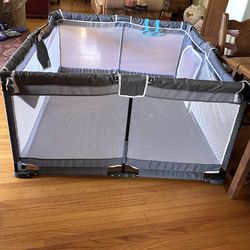 Baby playpen 50X50.