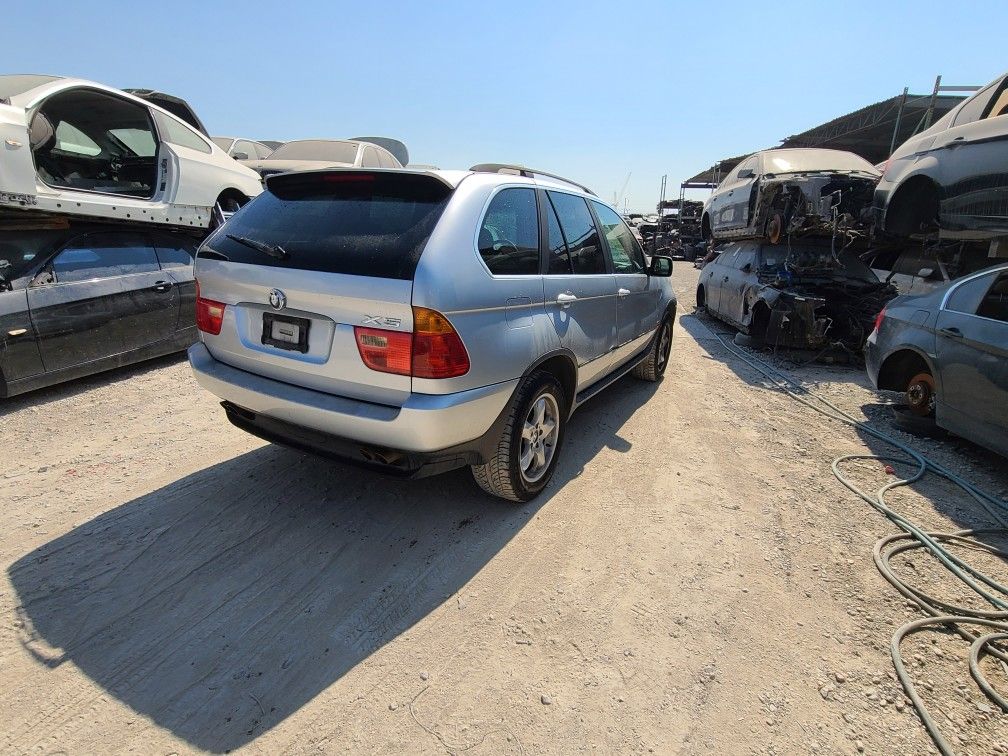 2002 BMW X5 PARTING OUT