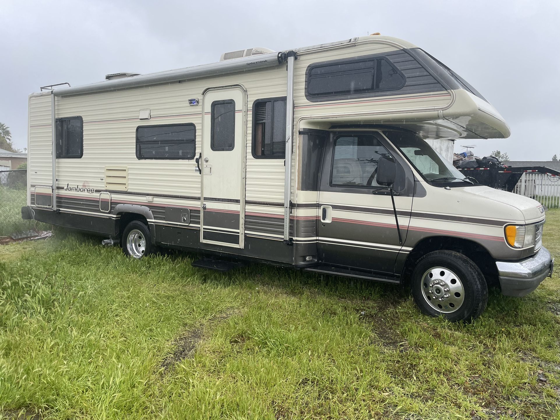 Jamboree 26 Foot Class C for Sale in Jurupa Valley, CA OfferUp