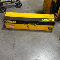 DeWALT Compact Miter Saw Stand