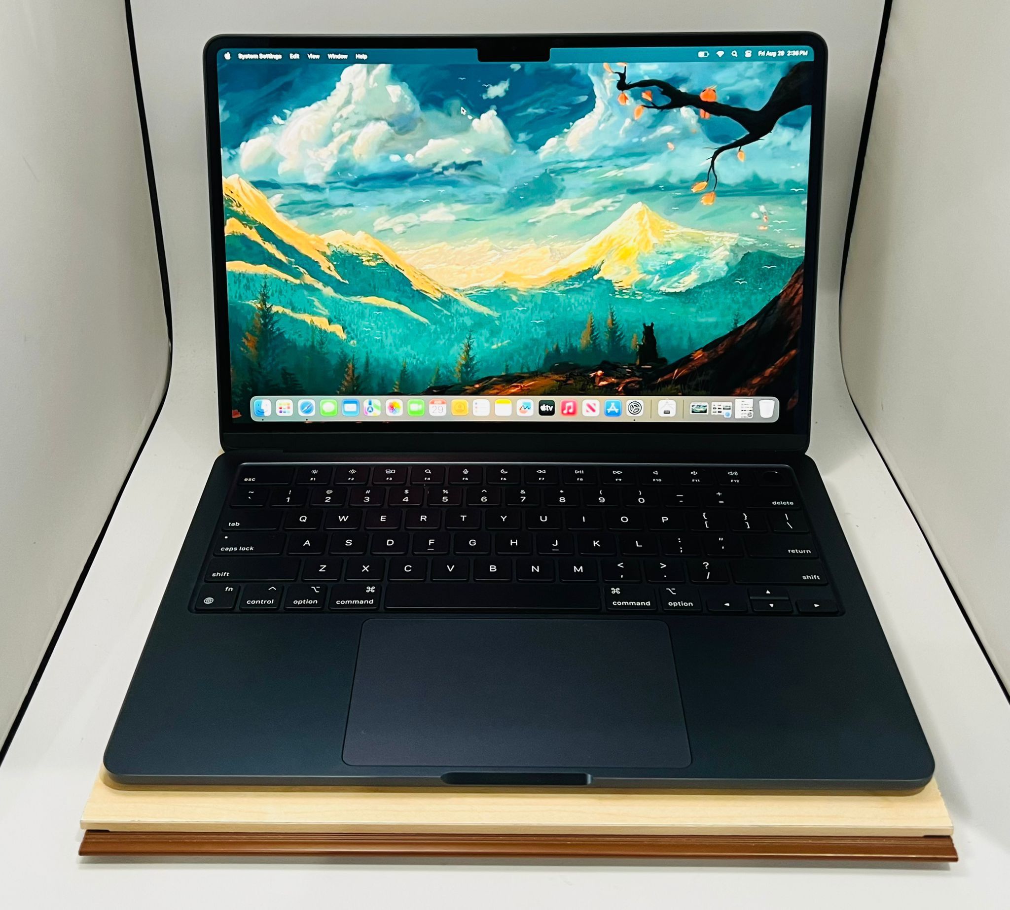 Apple Macbook Air 13” 2024 M3 Chip 24GB RAM 256GB Like New IN BOX