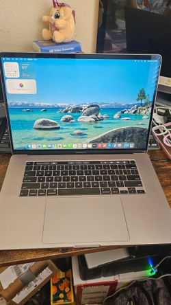 Macbook Pro 16in 2019, i7-9th gen, radeon 5300 4gb vga, 16gb ram 512gb ssd. Battery health is normal. Everything works well. A little dent on the top 