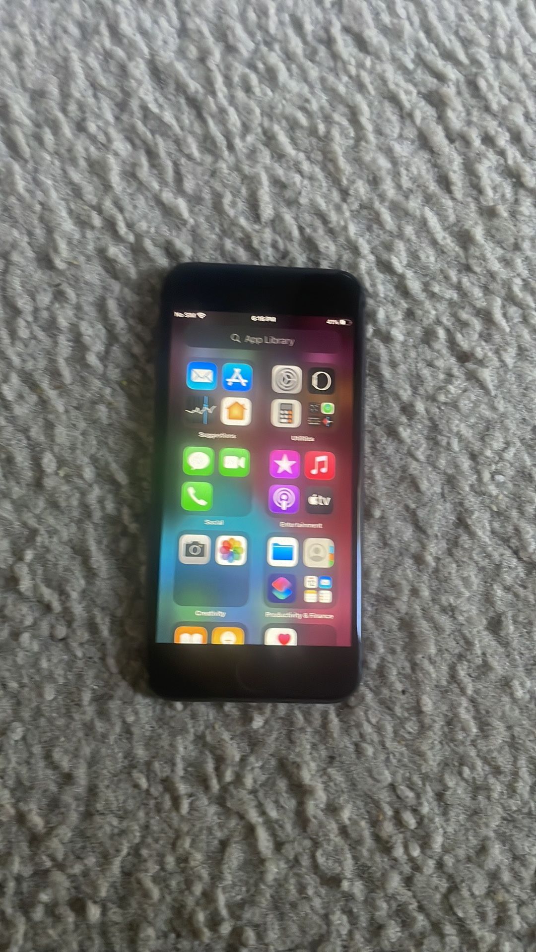 iPhone 8 64gb Carrier Unlocked 88% battery health space gray