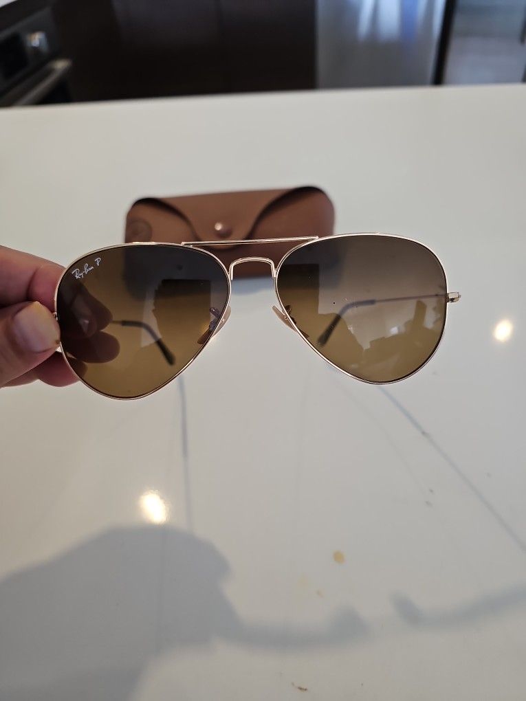 Ray-Ban Aviator RB3025 Gold / Brown Gradient Polarized Sunglasses + Case (58mm)