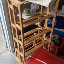 2 Wooden Foldable Shelves 