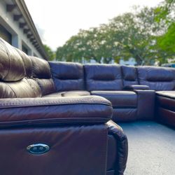 Sofa/Couch Sectional - Recliner - Leather - Brown - Delivery Available 🚛
