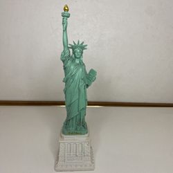 Torkia 10.5” Statue of Liberty