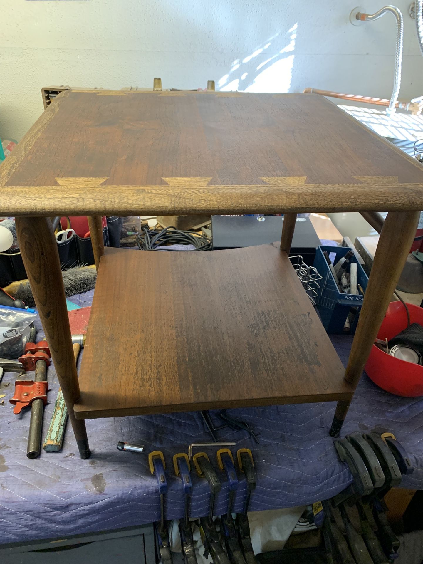 Lane mid-century modern end table