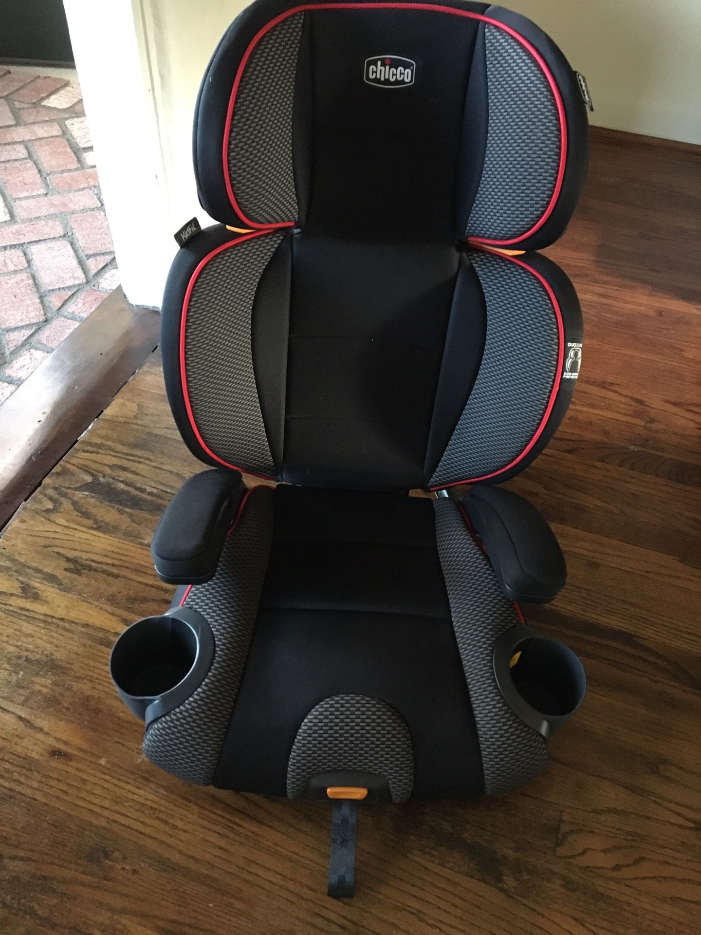 Chicco car seat / booster seat