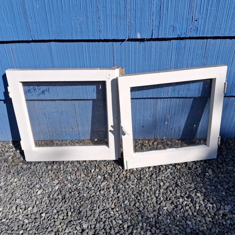 Wood Window 40x20 Casement