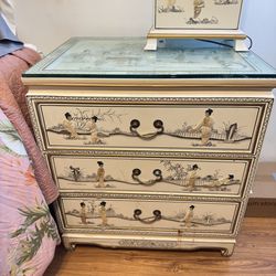 Beautiful Vintage Asian-inspired dresser