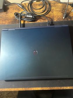 Alienware 16 Aurora Gaming Laptop