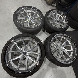 20” Ferrada FR2 Wheels 5x120 BMW Fitment w/ Toyo Tires – Staggered”