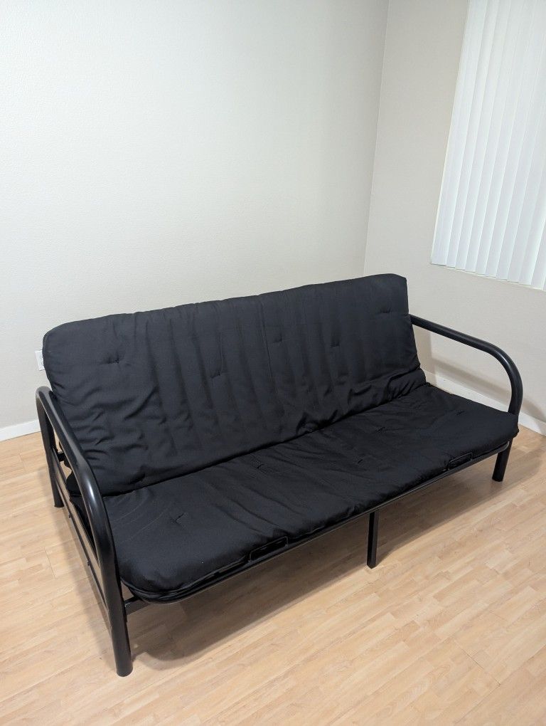 Black Futon