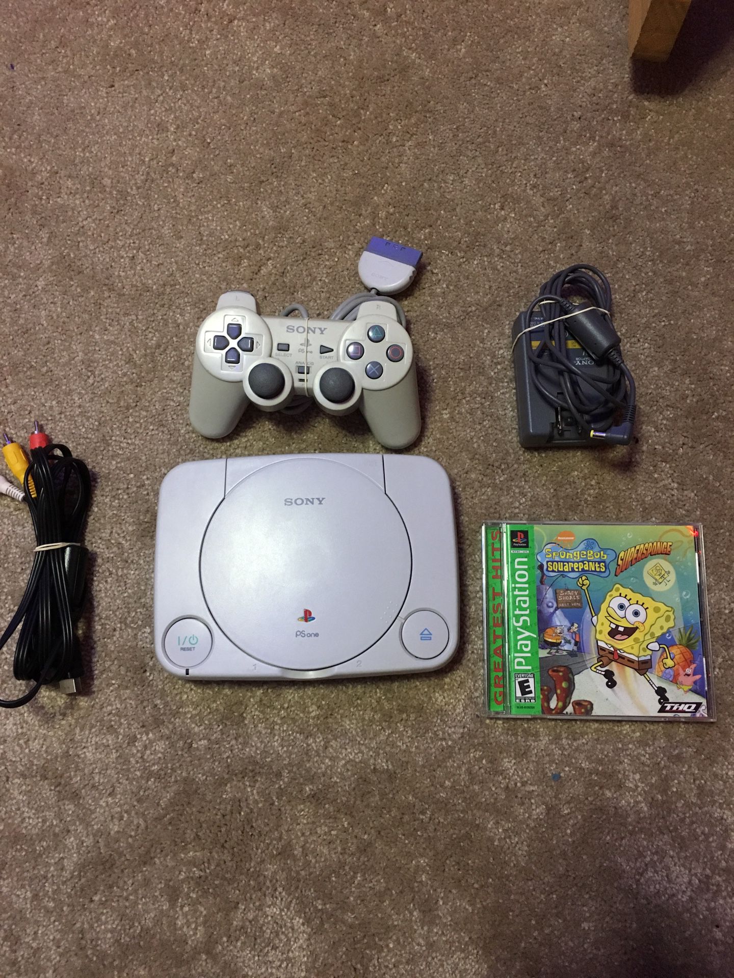 PS1 Mini Slim scph-101 w/ controller, game, and cords- Tested