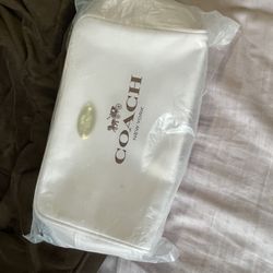 Coach Makeup Pouch 