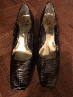 Ladies Shoes