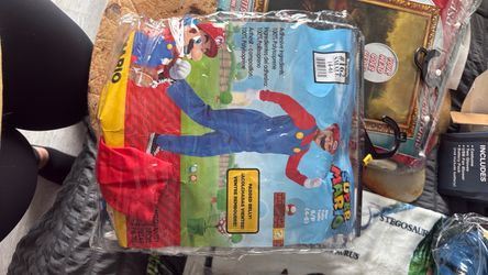 Super Mario Kids Costume Size Small (4-6)