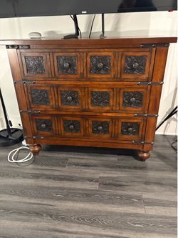 Beautiful design solid wood stand dresser
