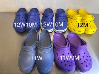 UnisexWide Crocs – Slightly Worn – Great Condition