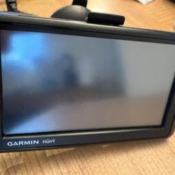 Garmin Nuvi 1390 Touch Navigation System