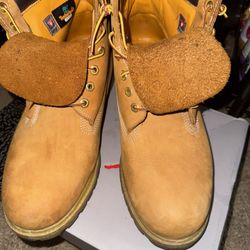 Men’s Size 12m Wheat Timberland Boots