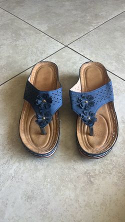 Women’s Blue Sandals, Size 9