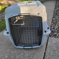 Plastic Dog Kennel