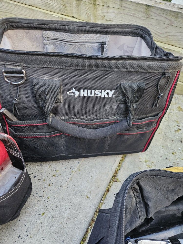 Husky, Dewalt Bags With Mixed Tools