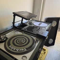 Technic 1200 Turntables DJ Gear