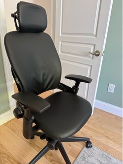 Steelcase Leap V2 - Leather with Headrest