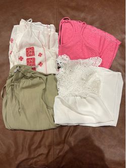 Women’s Sleeveless Tops (Bundle)