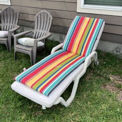 Lounge Chairs  2 Ea