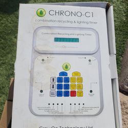 Combination recycling and lighting timer