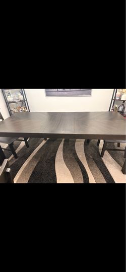 6 person Oak Dining Table