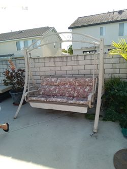 Back yard swing
