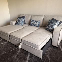 Sleeper Sectional ( Delivery Available )
