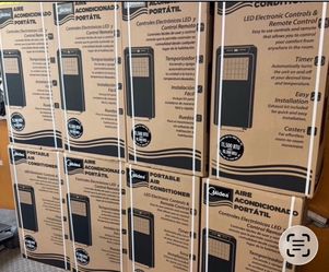 Portable air conditioning unit units  13500 Btu cools 450 sq ft comes with window Kit