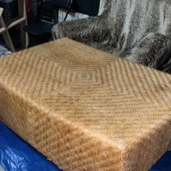 Wicker Ottoman 
