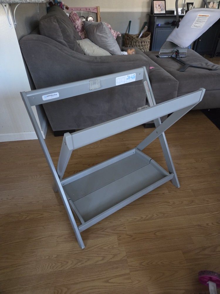 Uppababy Bassinet Holder
