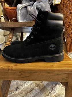 Timberlands Boots-Women Size 8