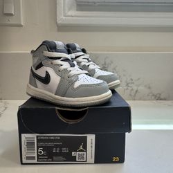 Baby Shoes 