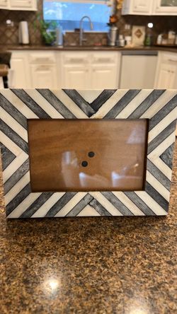 Gray and cream Chevron pattern frame