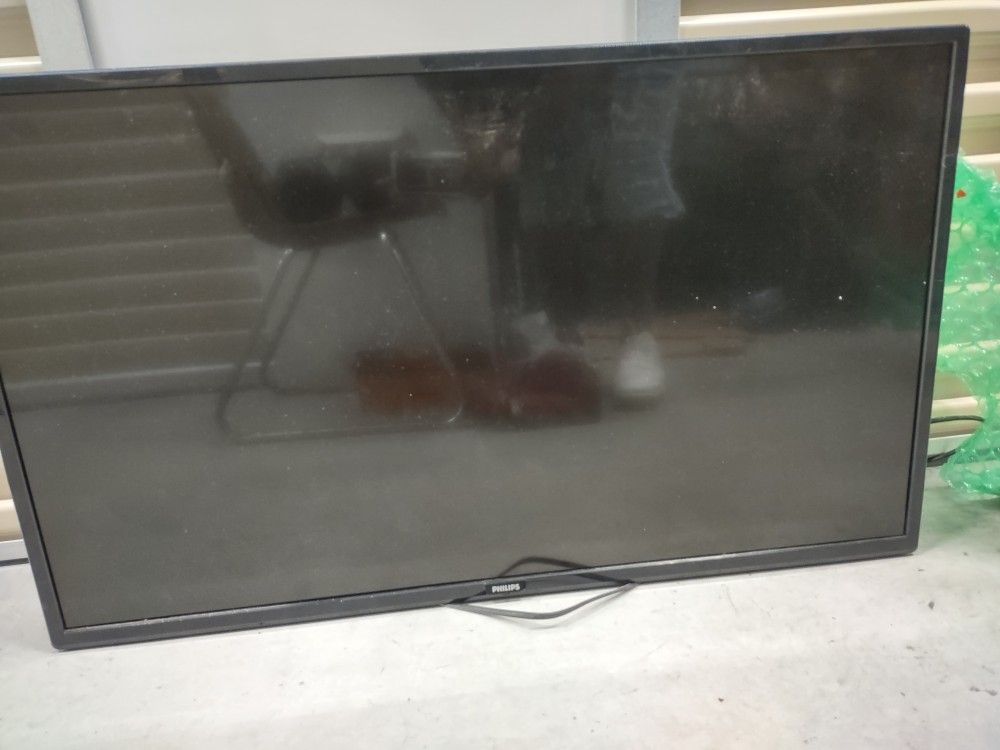 43' Philips Magnavox Flat Screen TV for Sale in Tampa, FL OfferUp