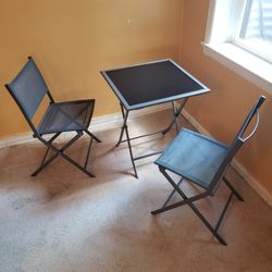 Brand New Modern Café Table & Chairs 