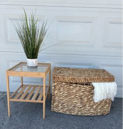 Large basket with hinged cover
